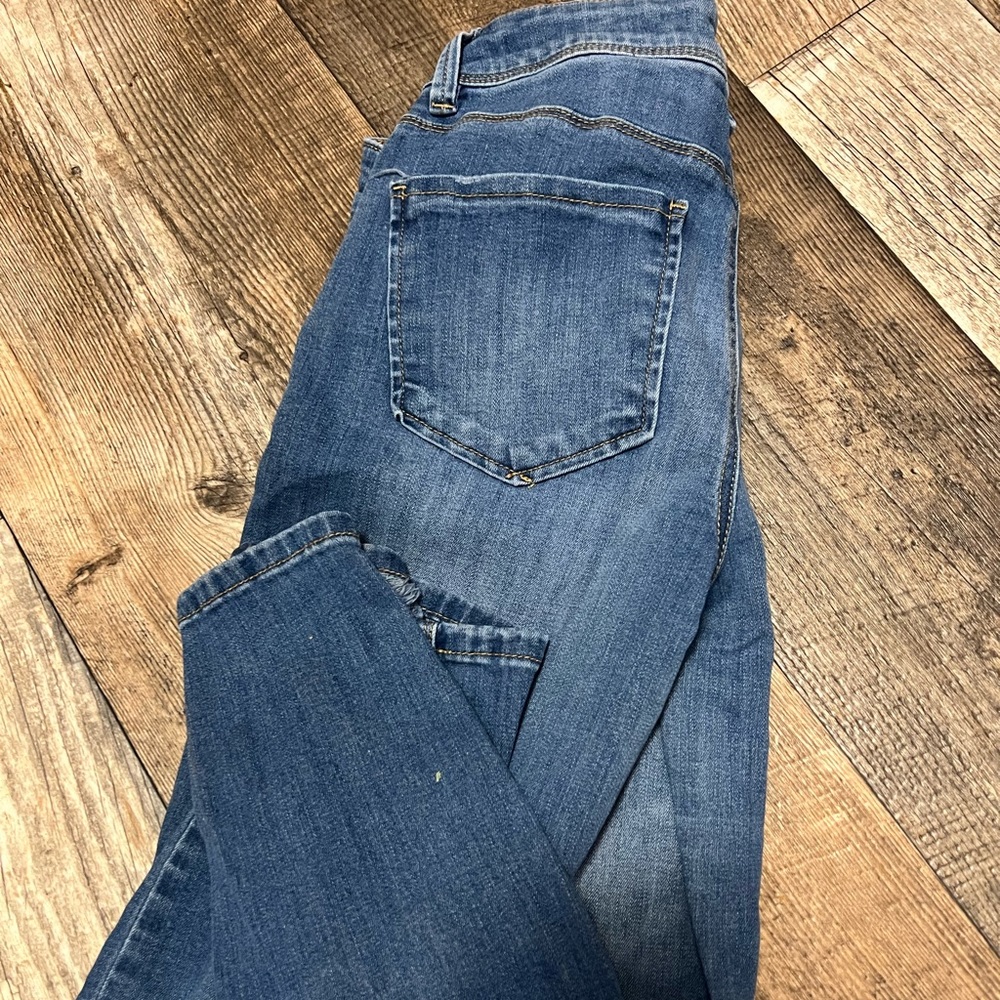 Skinny jeans